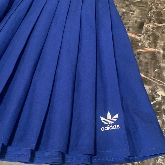 Adidas Pleated Blue Skirt NWOTS - Picture 8 of 10